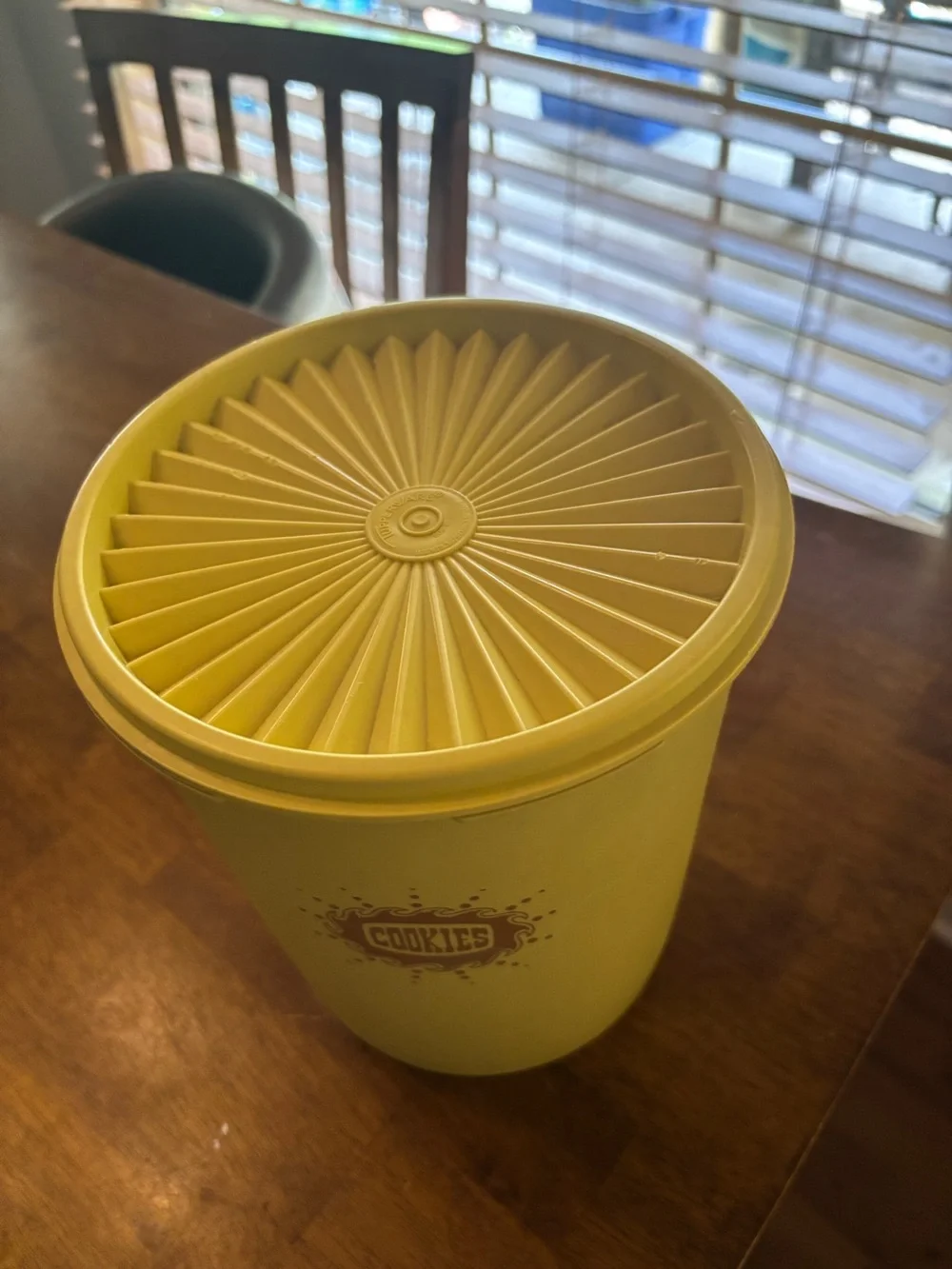 Tupperware Light Yellow Servalier Cookies Canister 807 with Lid 808 Vintage